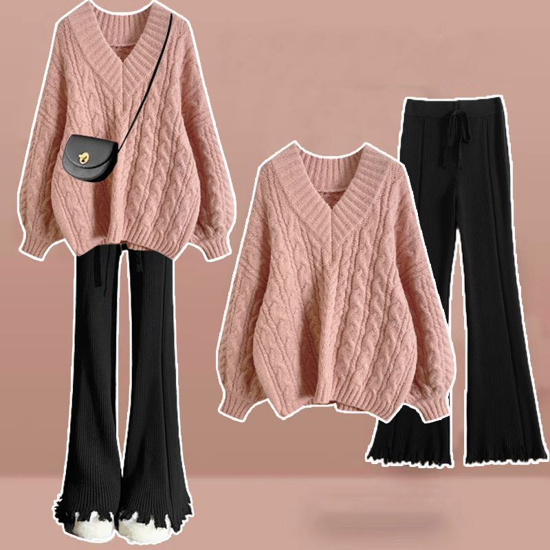 ピンク/ニット.セーター+ブラック/パンツ
