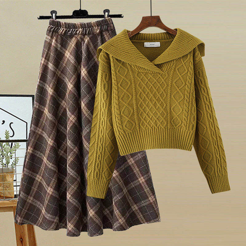グリーン/セーター+スカート