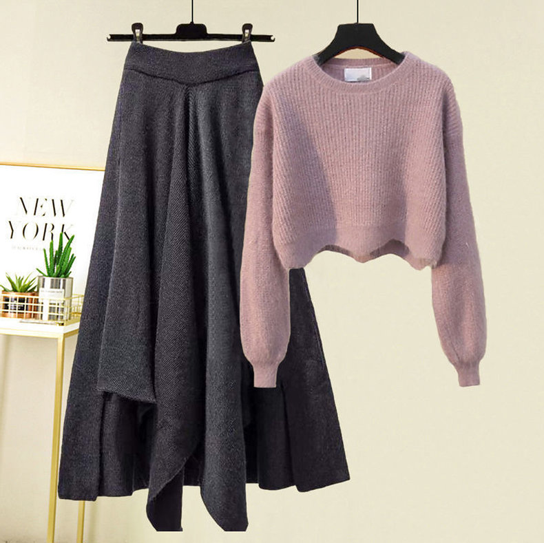 ピンク/ニットセーター+ブラック/スカート