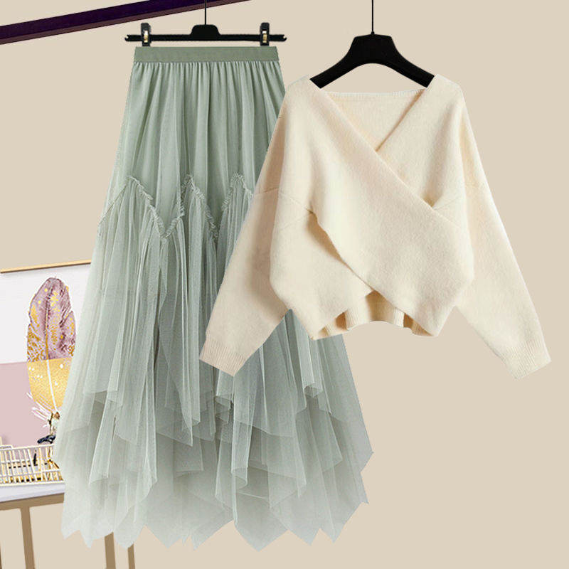 アプリコット／セーター＋グリーン/スカート