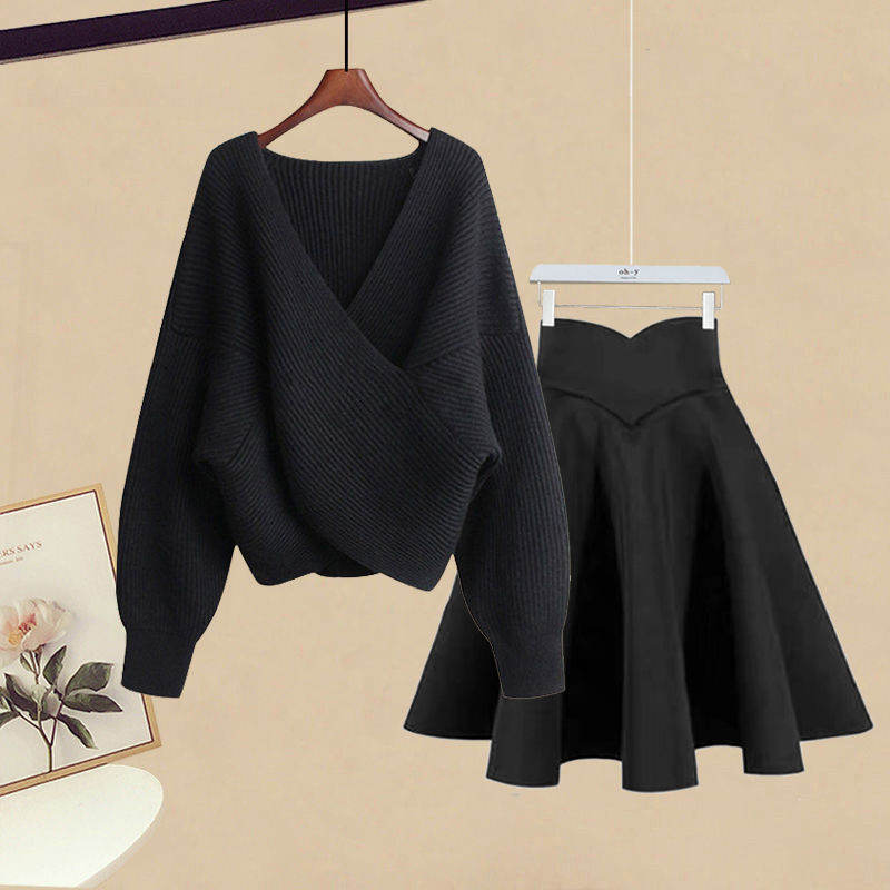 ブラックセーター01＋ブラックスカート